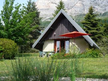 Gîte pour 4 personnes, avec terrasse et jardin dans l' Isère