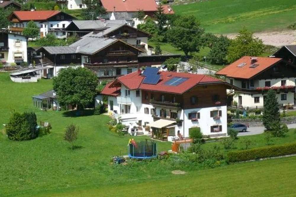 Ganze Wohnung, Landhaus Alpenblick - Ferienwohnung in Wiesing, Bezirk Schwaz