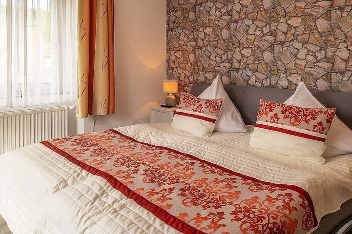 Ferienhaus für 14 Personen, mit Terrasse, mit Haustier in Daun - 2