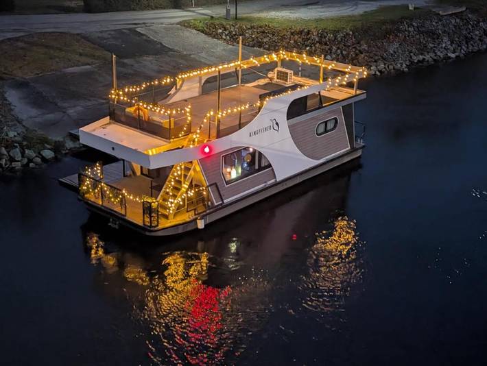 Boot für 4 Personen, mit Terrasse und Ausblick
