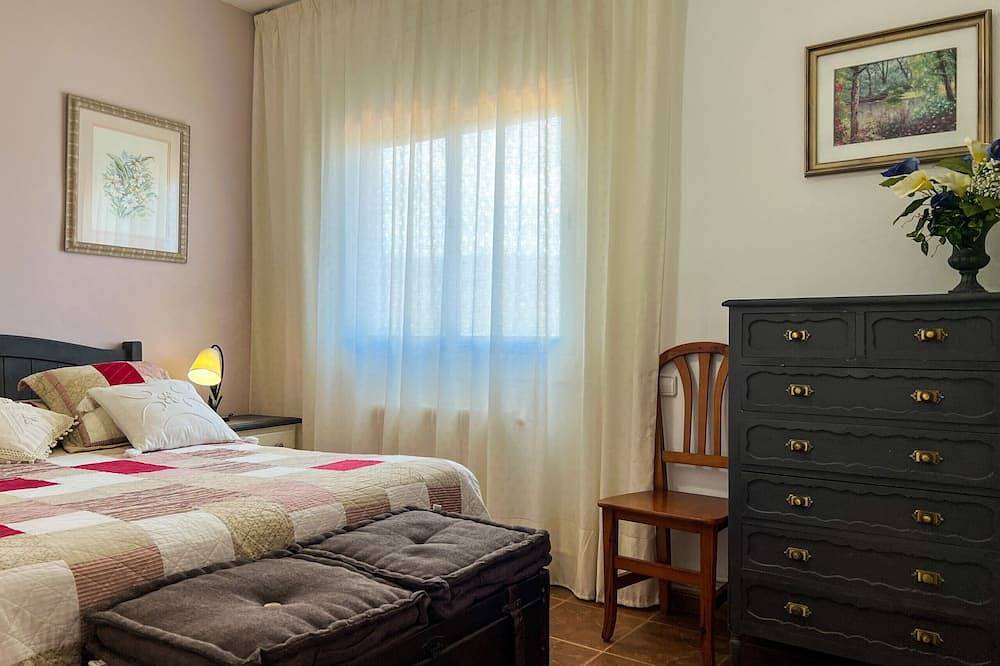 Casa capacidad 10 pax con piscina privada, bbq y Wifi gratis in San Cipriano de Vallalta, Costa del Maresme