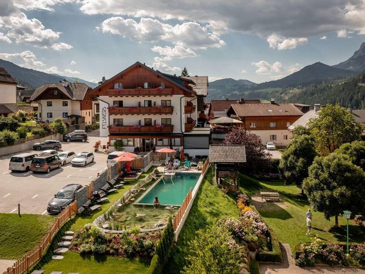 Hotel für 3 Personen, mit Garten und Pool, mit Haustier in Haus