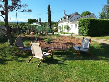 Gîte pour 4 personnes, avec terrasse ainsi que jardin et piscine, animaux acceptés en Pyrénées-Atlantiques