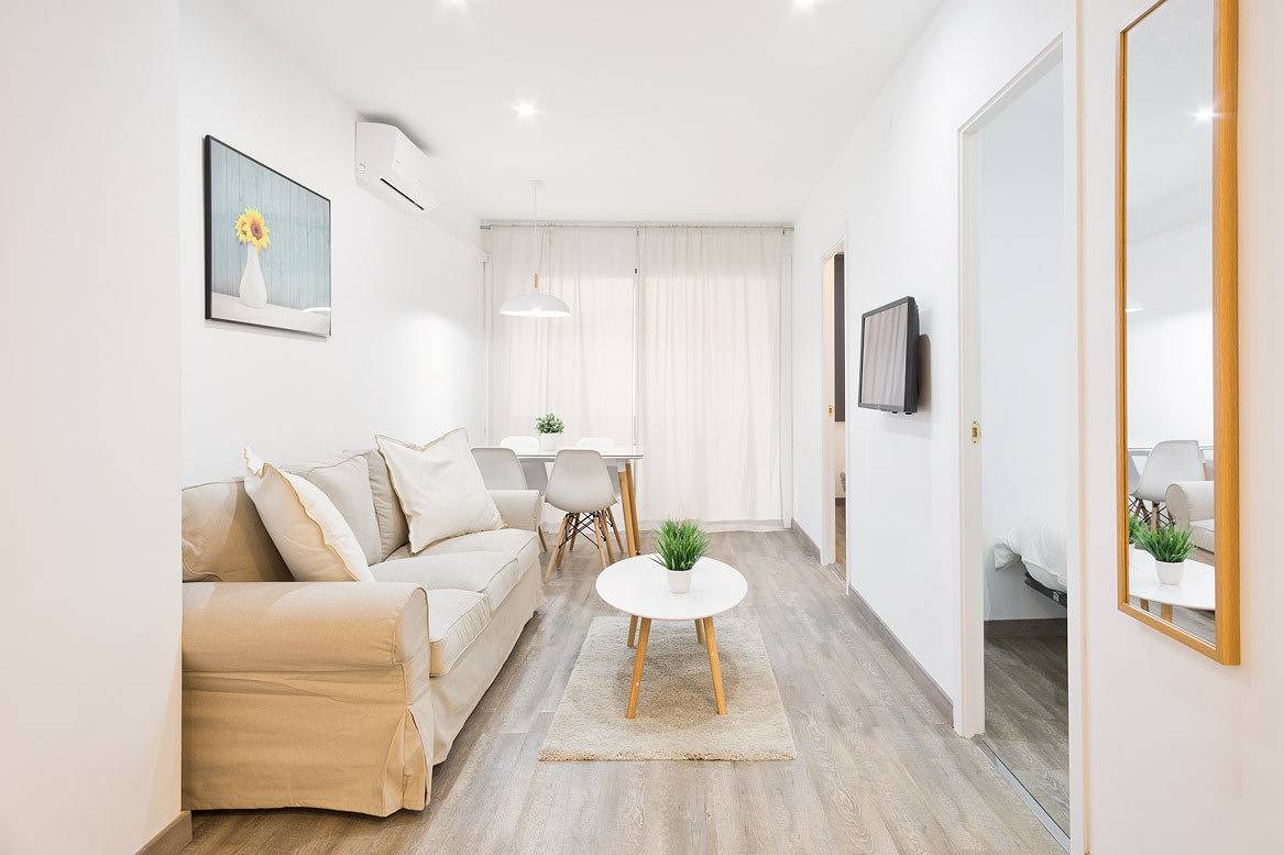 Entire apartment, Ref. 348356 in Barcelona Centre, Barcelona