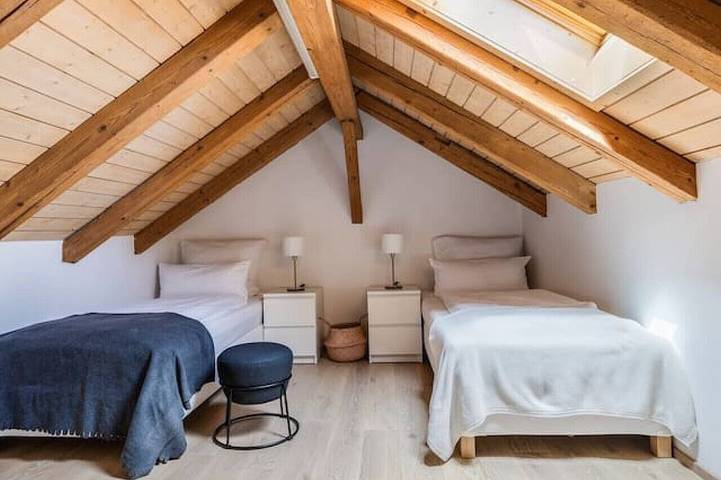 Ganze Wohnung, Atemberaubendes Apartment mit Dachterrasse in Winterthur, Zürich Voralpen