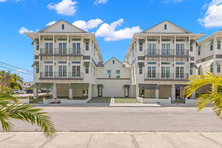 Ferienhaus für 28 Personen, mit Balkon und Garten, kinderfreundlich in Clearwater Beach