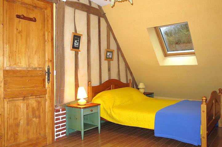 Location de vacances pour 5 personnes, avec jardin, animaux acceptés à Courtonne-la-Meurdrac - 2