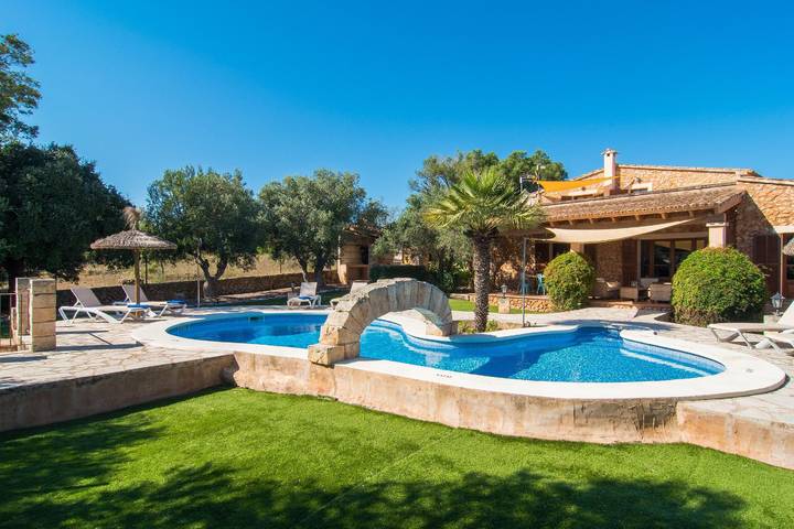 Finca für Gruppen für 8 Personen, mit Balkon in Sant Llorenç des Cardassar - 3