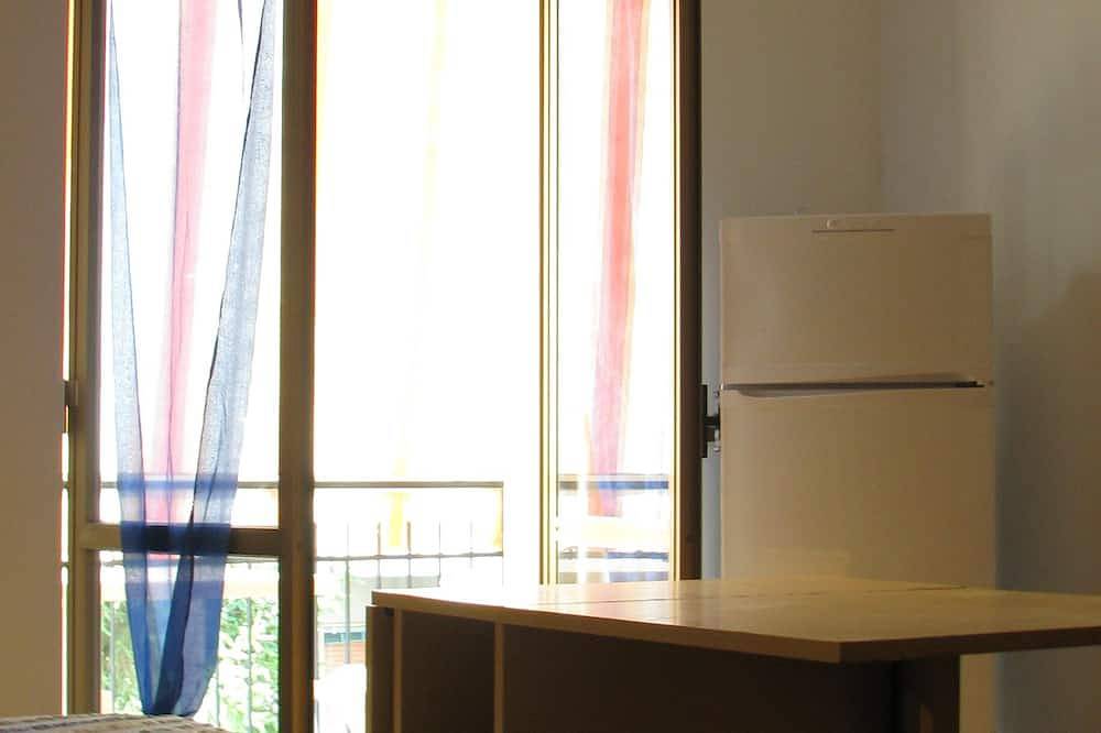 Apartamento entero, A 200 m de la gran estudio playa (uno-roomed) con 4 camas in Diamante (desambiguación), Costa Tirrénica Calabria