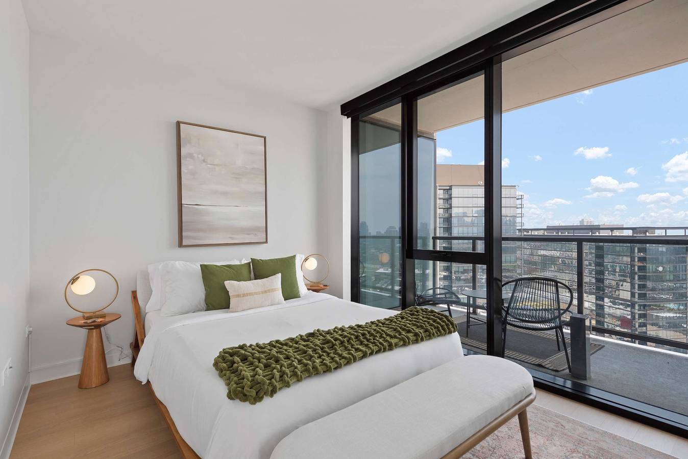 Apartamento inteiro, Lincoln Park Haven Balcony Walk to Whole Foods in Chicago, Condado de Cook
