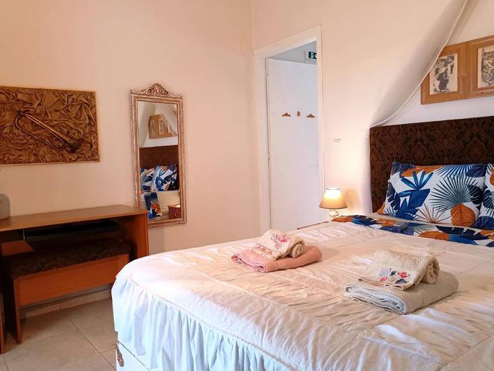 Location de vacances pour 3 personnes, avec vue et jardin dans Matala - 4