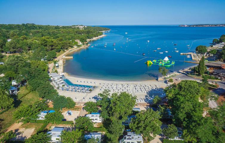 Camping für 6 Personen, mit Terrasse und Pool, mit Haustier in Lanterna - 4