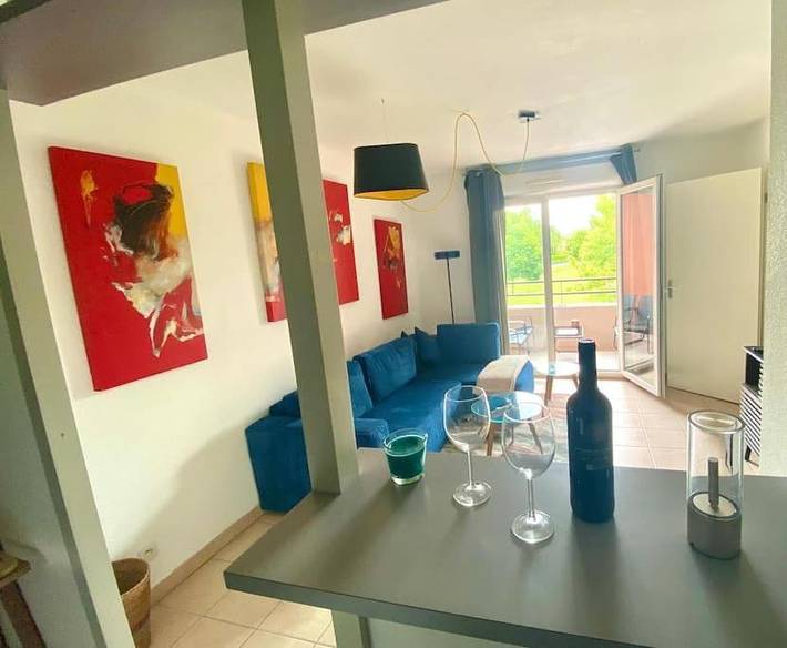 Appartement de vacances pour 2 personnes, avec balcon et piscine