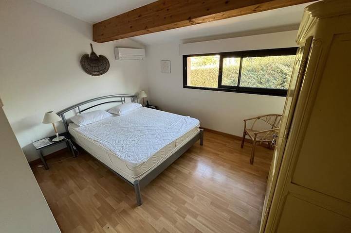 Location de vacances pour 6 personnes, avec piscine et terrasse, animaux acceptés dans Plage d'Agosta - 3