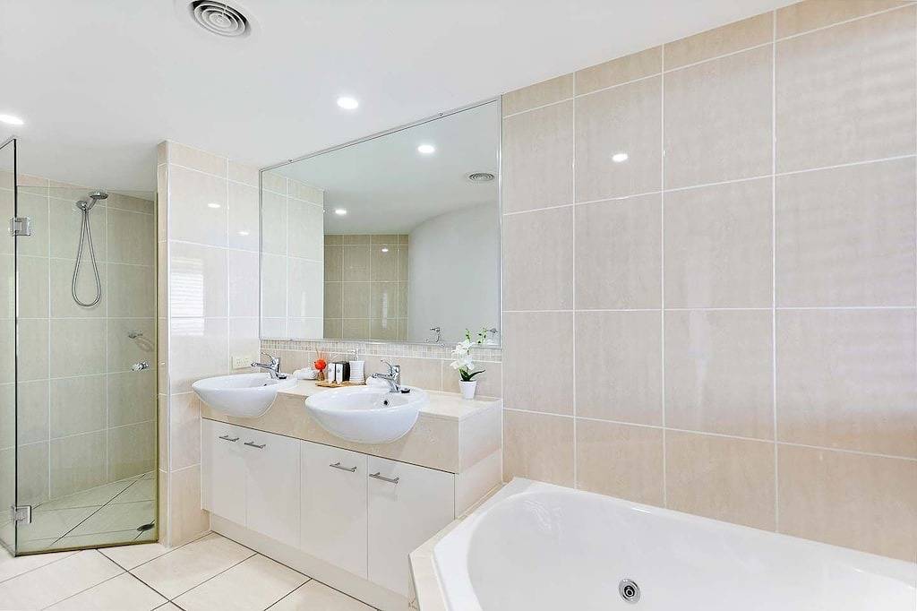 Ganze Wohnung, Pier One - Ocean View Apartment - Hervey Bay in Urangan, Hervey Bay