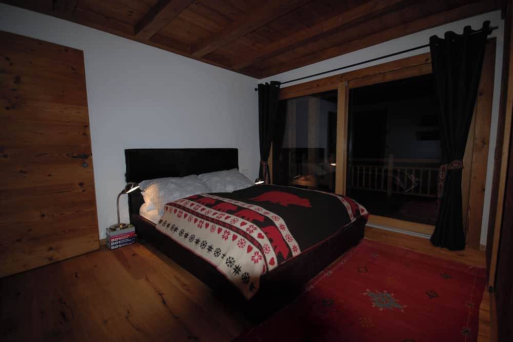 Luxuary Chalet at the bottom of the Eiger in Grindelwald with amazing views ! in Schwendi b. Grindelwald, Grindelwald