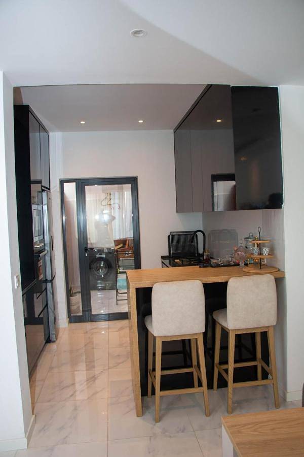 Gîte pour 8 personnes, avec vue ainsi que piscine et balcon dans Praia - 3