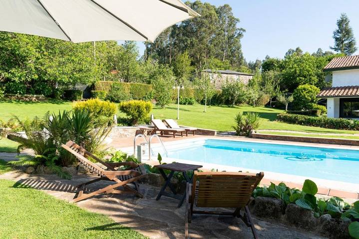 Casa rural para 8 personas, con Terraza y Jardín además de Piscina y Vistas en Abegondo - 3