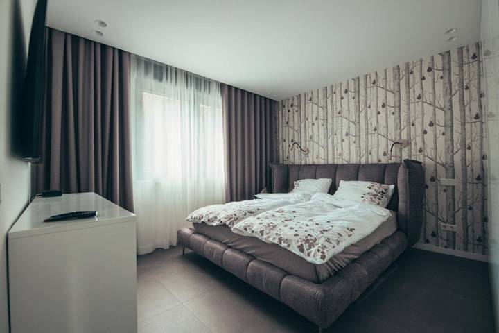 Ferienwohnung für 4 Personen, mit Balkon und Terrasse sowie Garten und Ausblick in Plettenberg - 3
