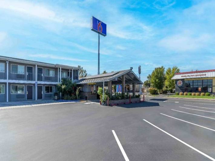 Ganze Wohnung, 1 Kingsize-Bett | Nichtraucher in Glenn County