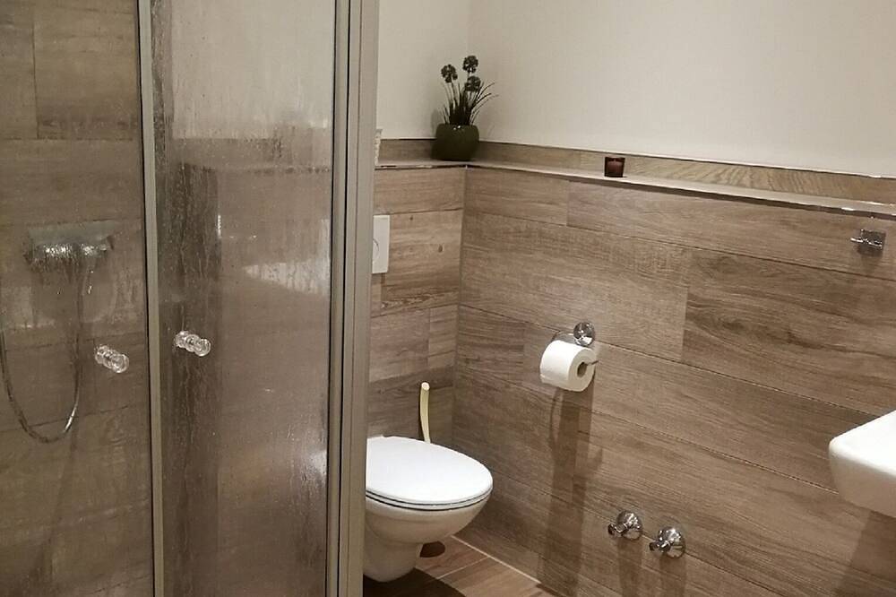 Ganze Wohnung, Gemütliches Appartment (23qm) mit Balkon in Altmannstein, Altmühltal
