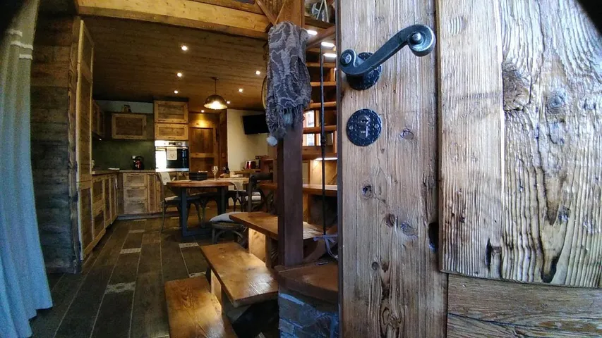 Chalet pour 8 personnes, avec sauna ainsi que vue et terrasse, adapté aux familles - 1
