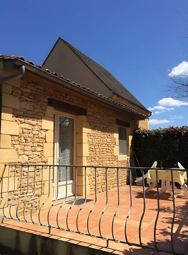 Location de vacances pour 2 personnes, avec bassin pour enfant et jardin à Sarlat-la-Canéda - 2