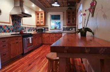 Vacation Home for 4 Guests in New Orleans, Orleans Parish, Picture 3