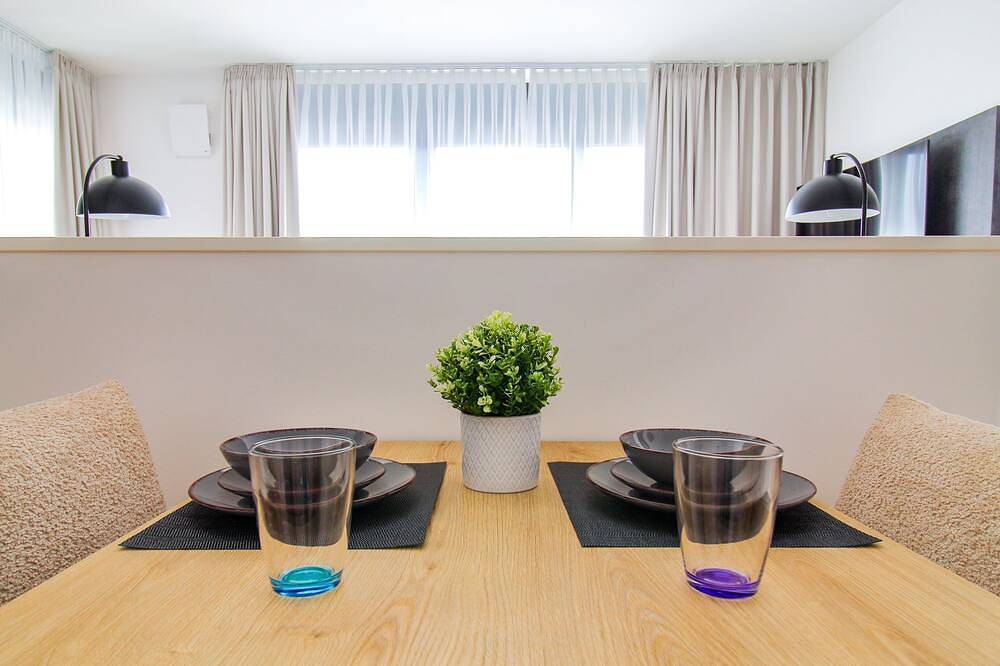 Ganze Wohnung, Stylisches Apartment im 1.Og mit Lift in Friedrichshain in Friedrichshain - Kreuzberg, Berlin