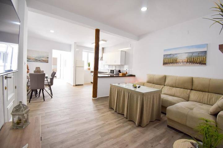 Location de vacances pour 5 personnes, avec terrasse et jacuzzi à Ronda - 4