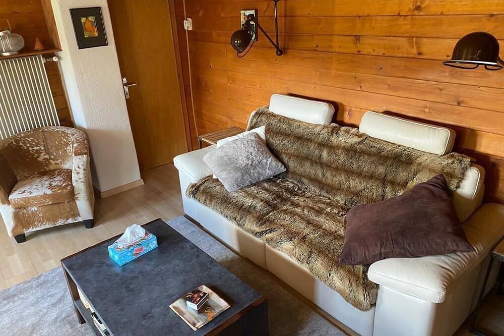 Chalet ça me Suffit, mein kleines Paradis -Aussen : kleines 2-stöckiges Chalet für 2 Personen am Anf in Chandolin, Anniviers