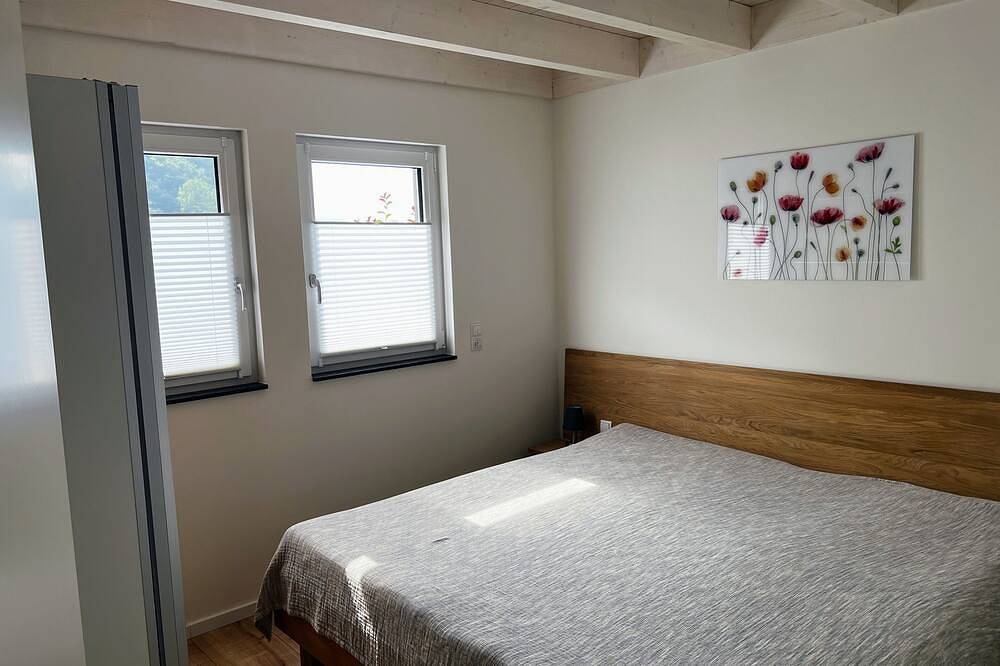 Ferienhaus Schieferterrasse - Komfort auf - 140 m² in Rieden (Eifel), Osteifel