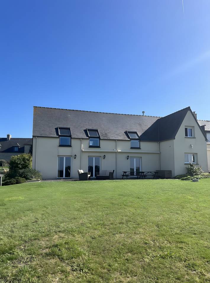 Ferienhaus 'Gîte Le Moulin De La Butte' mit privater Terrasse, Garten und Wlan in Huisnes-sur-Mer, Mont-Saint-Michel-Bucht