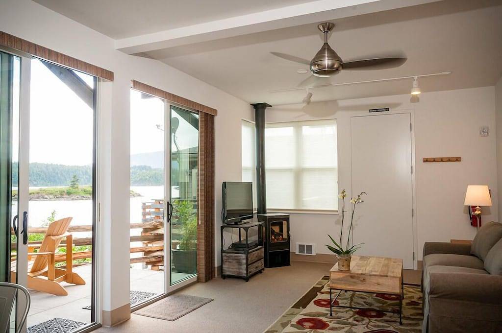 Ganze Wohnung, Der \"Kapitän Suite 'at Sea Star Lofts - On the Waterfront! in Orcas Island