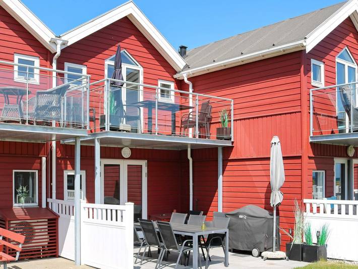 Ferienwohnung für 6 Personen, mit Terrasse in Øster Hurup