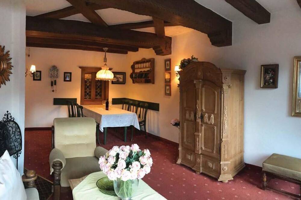Ganze Wohnung, Ferienwohnung Seefeld - Landhaus Landauer in Eben am Achensee, Brandenberger Alpen