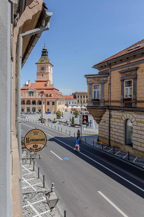 Gîte pour 7 personnes, avec terrasse et vue dans Poiana Brasov - Brasov - 4