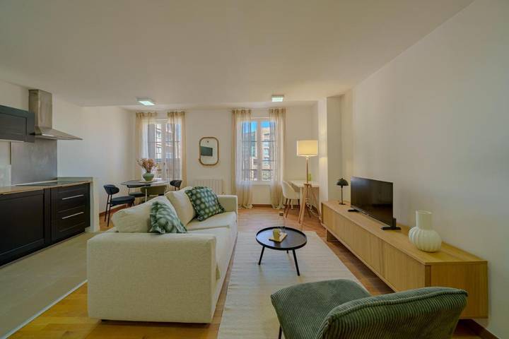 Gîte pour 2 personnes, animaux acceptés dans Office De Tourisme De Toulon