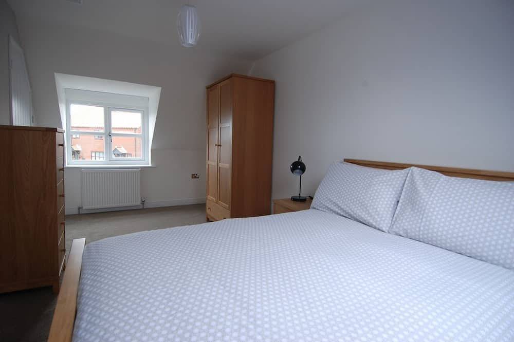 Modern Newly Refurbished Detached House. Short Walk To Beach. in Sea Palling, The Broads
