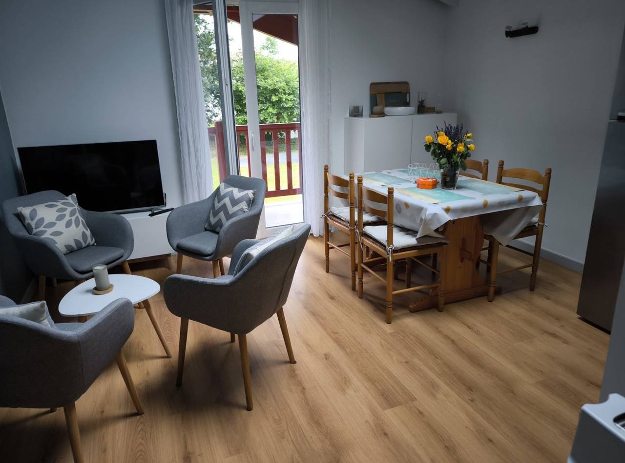 Appartement entier, Gite Saint-Pée-sur-Nivelle in Saint-Pée-sur-Nivelle, Région de Bayonne