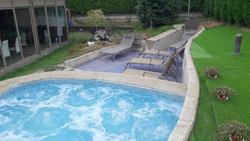 Hostal para 2 personas, con vistas y jardín, Se admiten mascotas en El Pino
