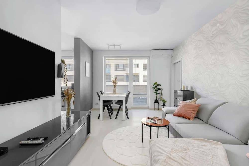 Entire apartment, Premium Apartment with Balcony and Parking in Bratislava, Bratislava region