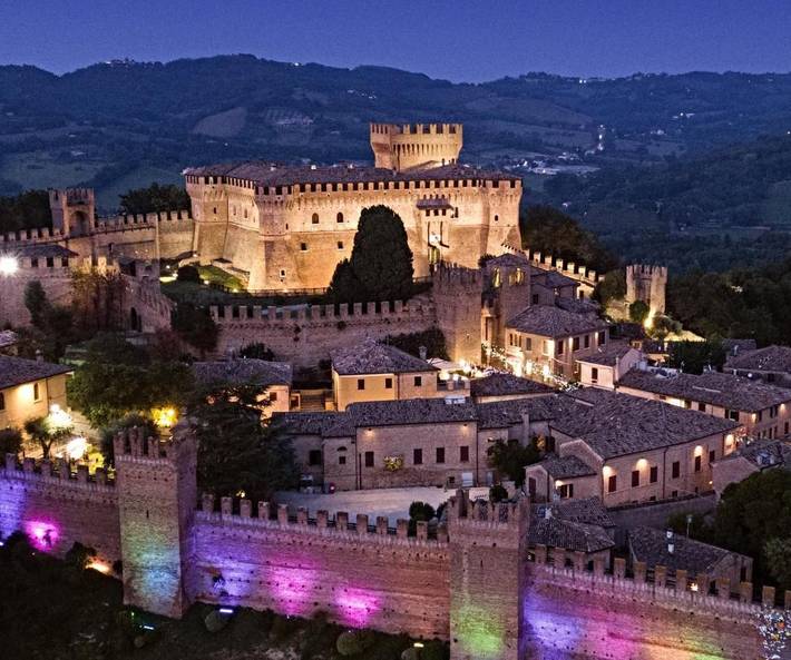 B&b per 2 persone, con panorama e balcone in Pesaro-Urbino