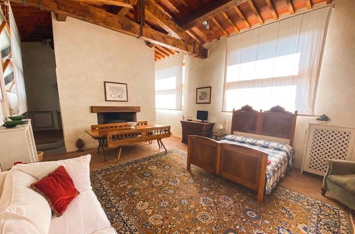 Villa pour 2 personnes, avec Terrasse et Jardin ainsi que Piscine et Vue à Torri