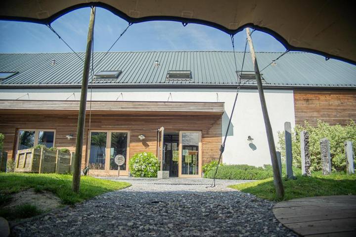 Hôtel pour 3 personnes, avec jardin et vue, animaux acceptés à Gembloux