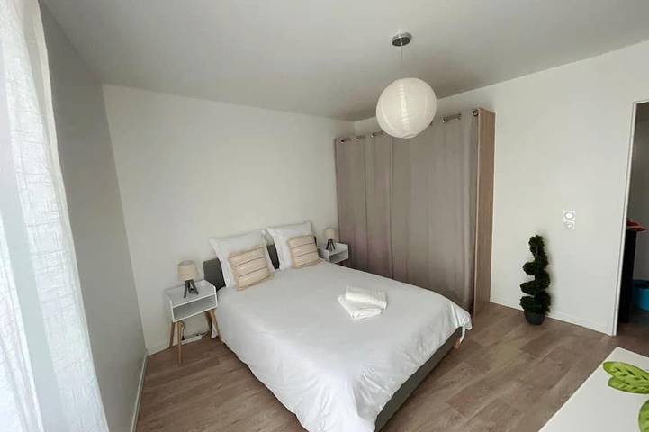 Gîte pour 4 personnes, avec balcon à Meaux - 2