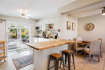 Vacation Home for 8 Guests in Palm Springs, Coachella Valley, Picture 2