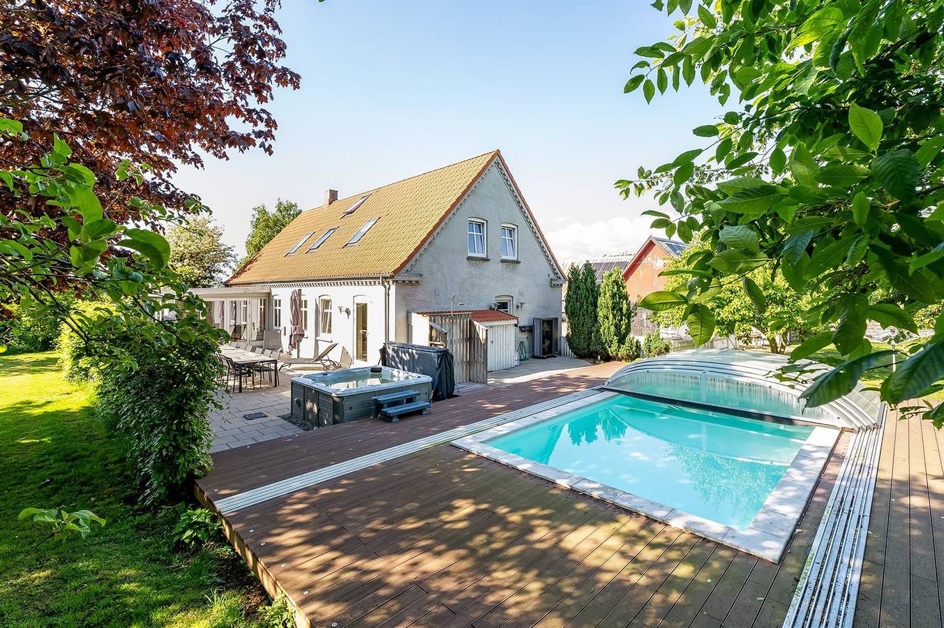 Amazing home in Idestrup w/ Wifi, 9 Bedrooms and Outdoor swimming pool in Swedish Baltic Sea