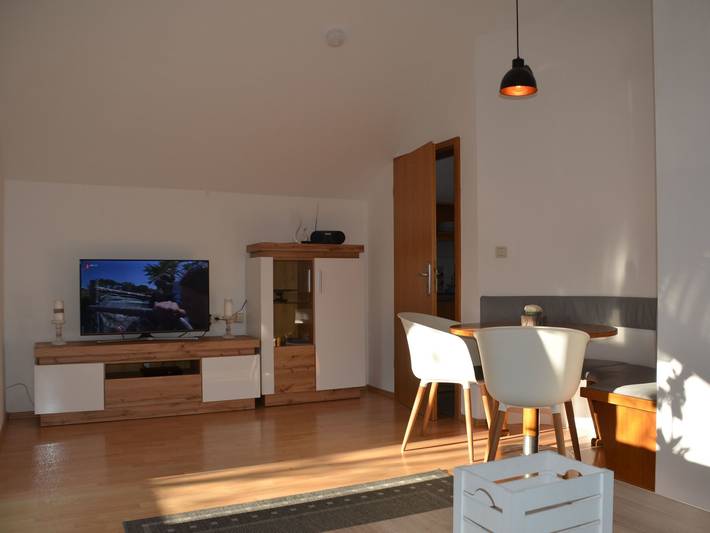 Ferienwohnung für 4 Personen, mit Balkon und Terrasse in Grafenwiesen - 4