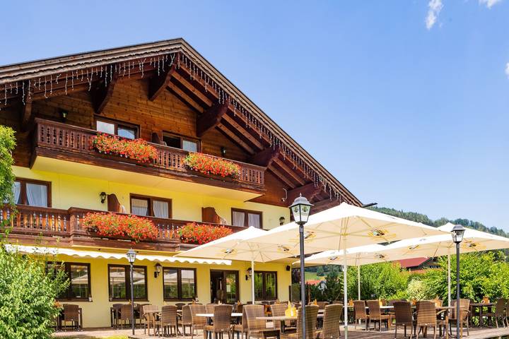 Hotel für 2 Personen, mit Terrasse, kinderfreundlich in Ruhpolding